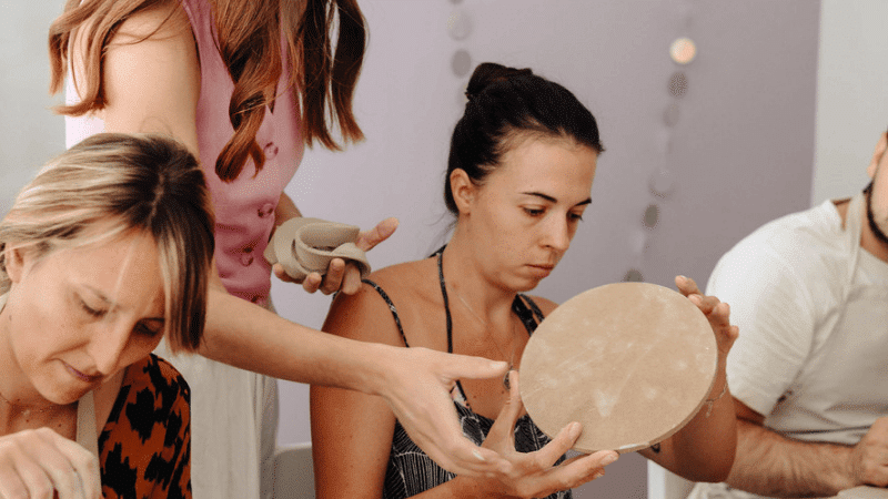 keramiKNa — Atelier céramique en petits groupes